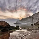 Scala Dei Turchi The White *