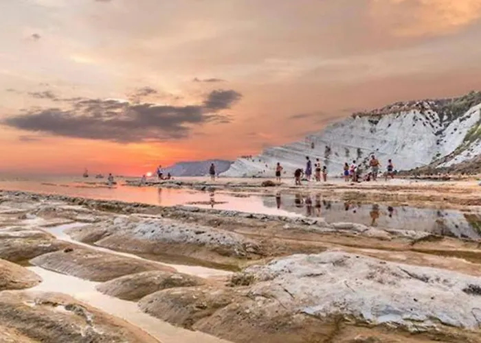 Scala Dei Turchi The White *